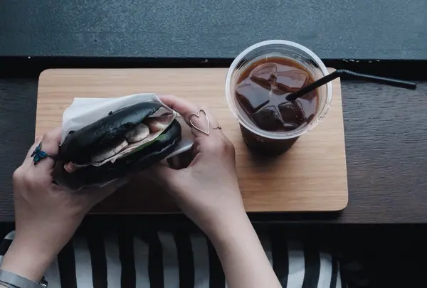 【閉業】泊まれる本屋 BOOK AND BED TOKYO 浅草店の写真・動画_image_340198