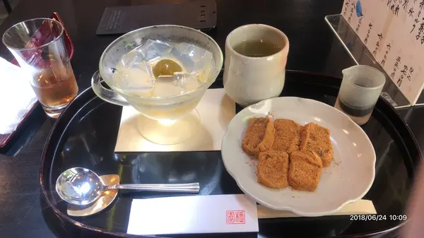 大極殿本舗 六角店 甘味処 栖園の写真・動画_image_342057