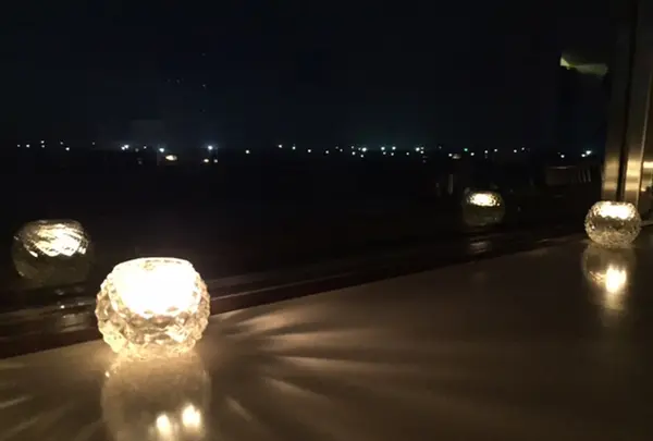 美保関灯台　　　いさり火カフェ