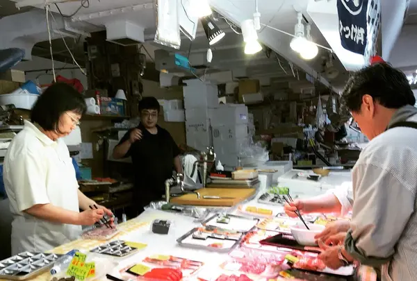 古川市場 のっけ丼 青森魚菜センターの写真・動画_image_419003