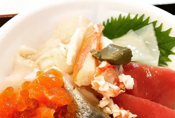 古川市場 のっけ丼 青森魚菜センターの写真・動画_image_419004