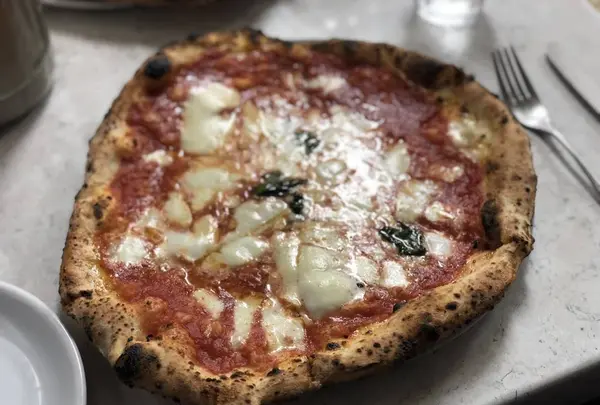 ピッツエリア エ トラットリア ダ イーサ （Pizzeria e trattoria da ISA）の写真・動画_image_445581