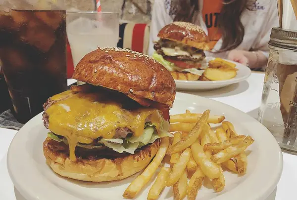 THE GREAT BURGER（ザ グレートバーガー）の写真・動画_image_515793