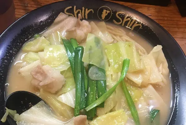 博多らーめん ShinShin（シンシン）天神本店の写真・動画_image_554151
