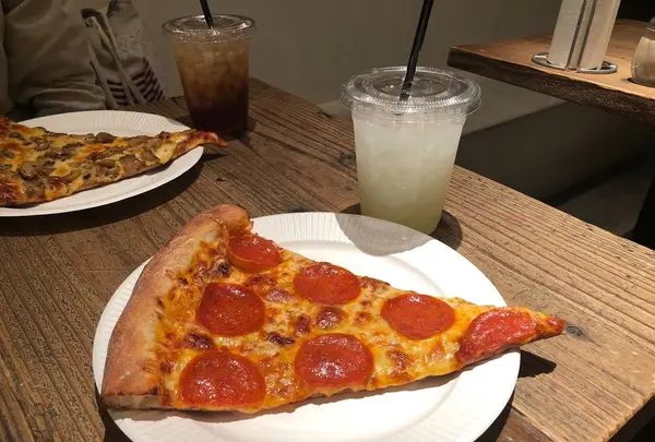 PIZZA SLICE 2の写真・動画_image_575249
