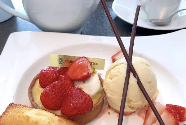 アンリ・シャルパンティエ酒蔵通り店の写真・動画_image_582866