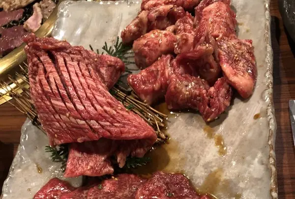 黒毛和牛 焼肉 うしくろ 東小松川店の写真・動画_image_584008