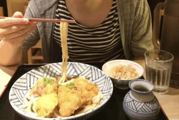 うどん おごっと 新宿南口店の写真・動画_image_601507