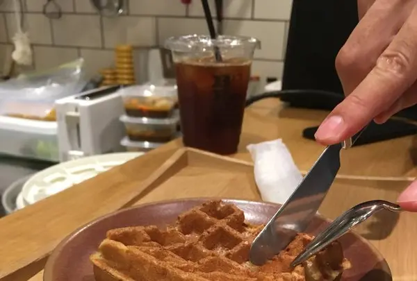 ビー ア グッド ネイバー コーヒー キオスク 六本木（BE A GOOD NEIGHBOR COFFEE KIOSK ROPPONGI）の写真・動画_image_653533