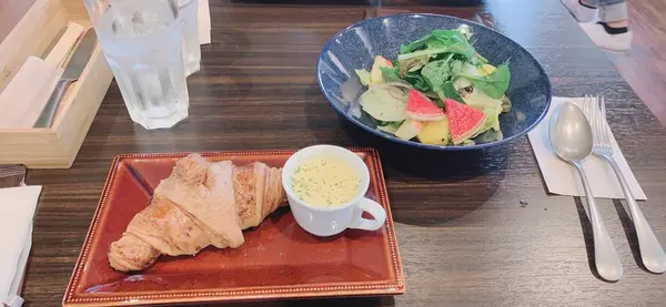 銀カフェリビングルームの写真・動画_image_671190