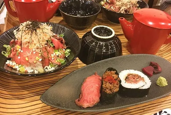 佰食屋肉寿司専科
