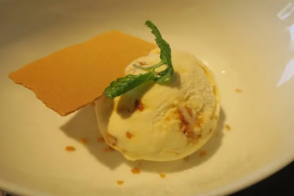 ワカヌイ グリル ダイニング バー東京の写真・動画_image_681905