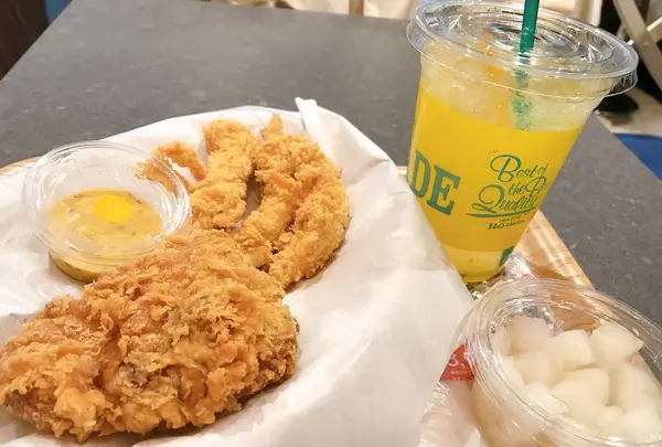 bb.q OLIVE CHICKEN cafe オリーブチキンカフェの写真・動画_image_696273