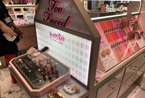 TOO FACED 渋谷スクランブルスクエア店の写真・動画_image_703809