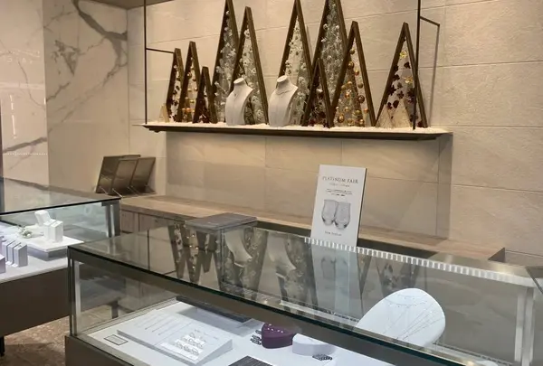 STAR JEWELRY 渋谷スクランブルスクエア店の写真・動画_image_703853