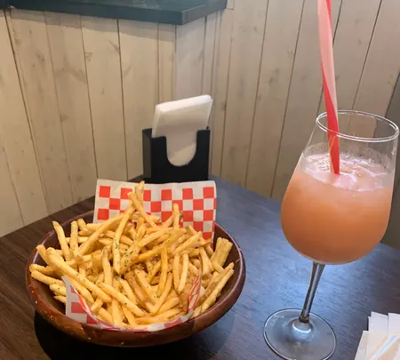 TEDDY'S bigger burgers(テディーズビガーバーガー) 鎌倉七里ガ浜店の写真・動画_image_730132