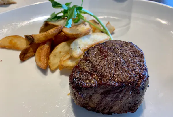 ワカヌイ グリル ダイニング バー東京の写真・動画_image_734659