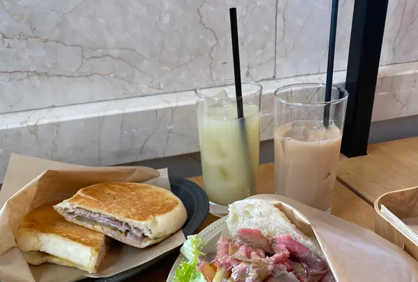 【閉業】カフェ オムニバスの写真・動画_image_750227