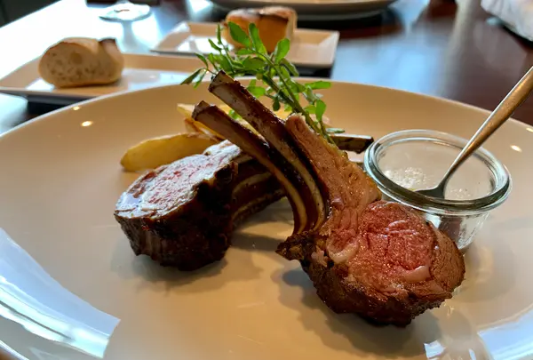 ワカヌイ グリル ダイニング バー東京の写真・動画_image_767986