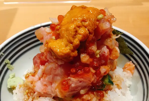 日本橋海鮮丼つじ半の写真・動画_image_833494