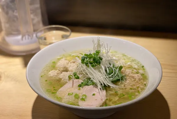 塩らー麺 本丸亭 横浜店の写真・動画_image_837287