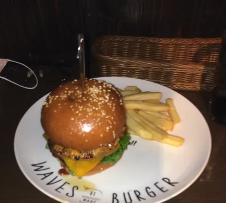 WAVES BURGER 名駅店の写真・動画_image_851350