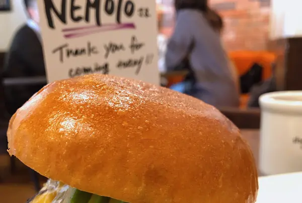 Shake Tree Burger & Bar（シェイクツリー バーガー＆バー）の写真・動画_image_878253
