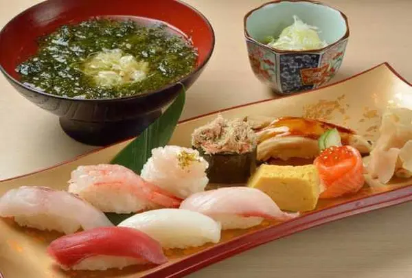 [食事]金沢まいもん寿司 金沢駅店