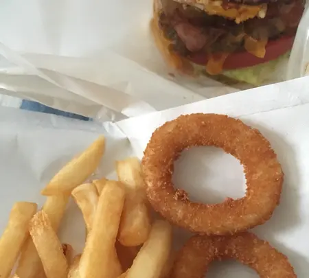 レッズバーガーストア生桑店の写真・動画_image_935513