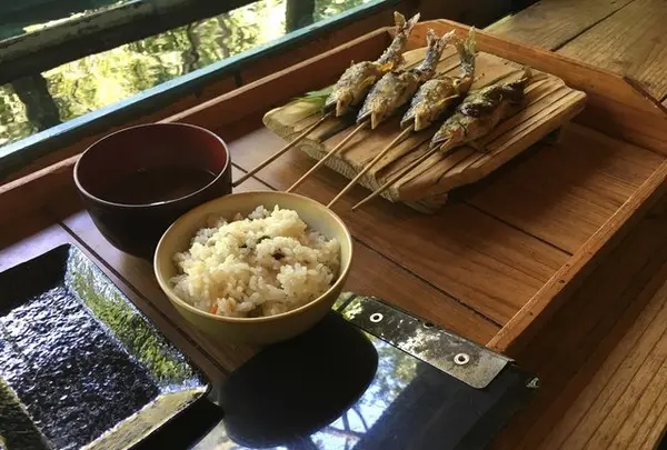 綾の里
