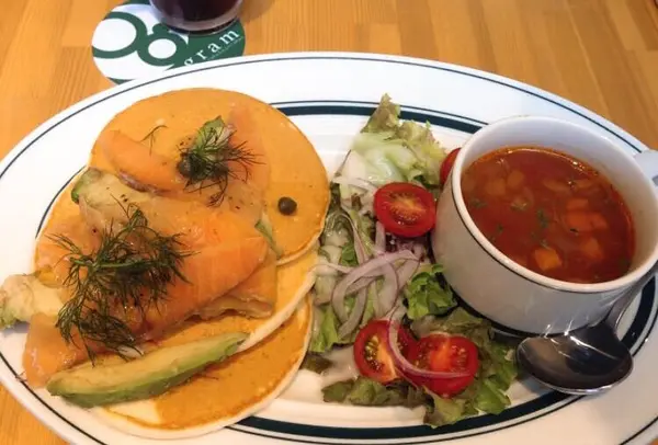 ランチにぴったり食事系パンケーキ