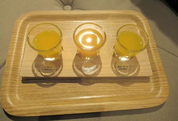 飲み比べ