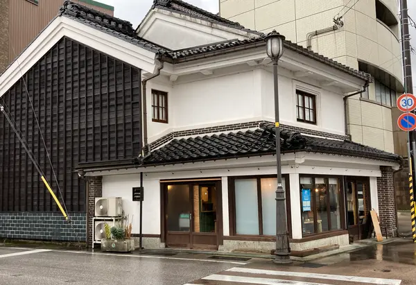 元、パン屋さんだった町屋