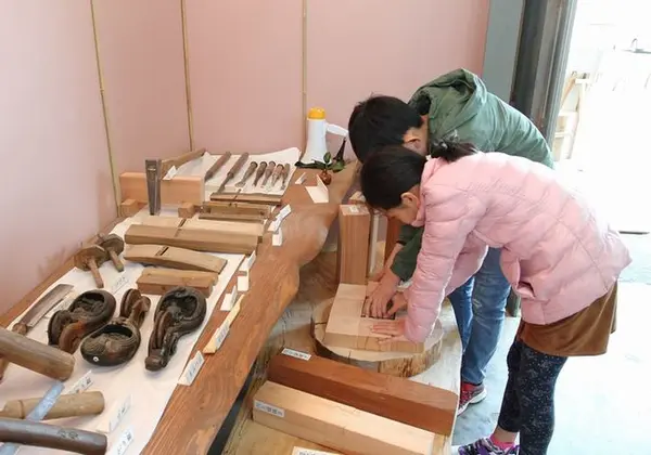 大工道具の展示コーナー・体験コーナーも