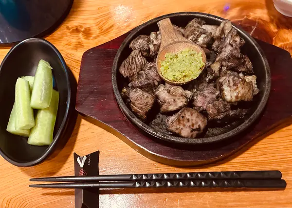 炭火焼き(もも)ハーフサイズ 柚子胡椒/胡瓜付き