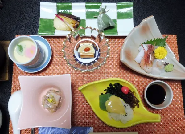 夕食は下関の味がいろいろ…！