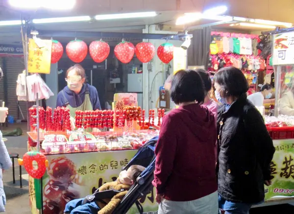 イチゴ飴屋さん