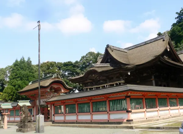 高良大社本殿