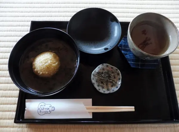 黒豆仕立てのあわぜんざい