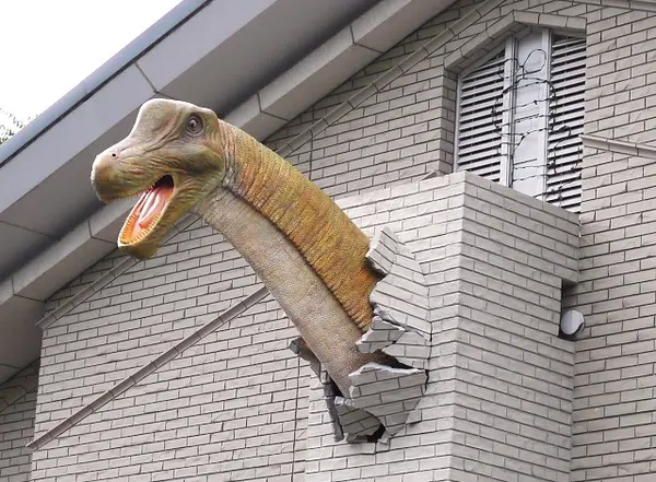 建物をよく見ると‥