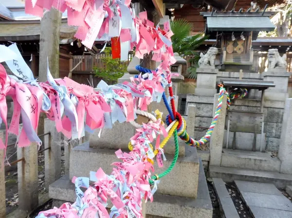 縁結びの神御衣神社