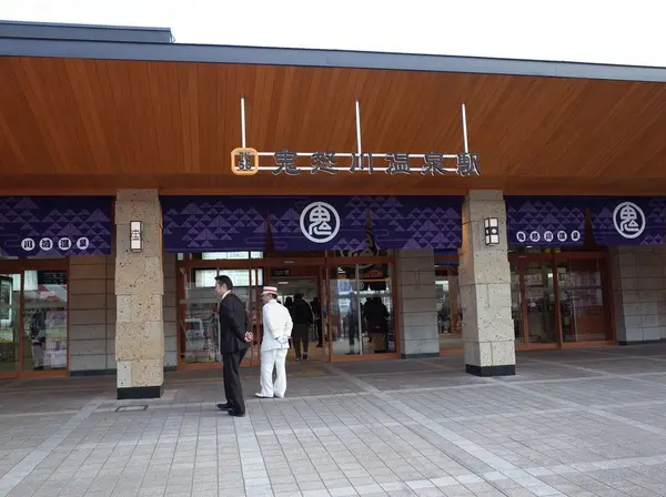 駅（外観）