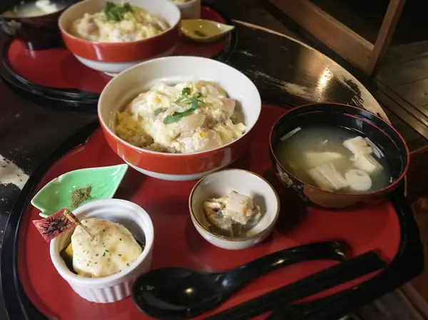 焼麩のたまごとじ丼