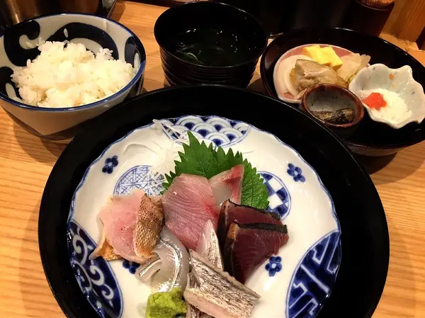 ただ魚が安くてうまい店
