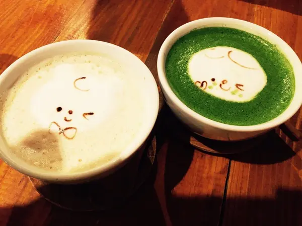 抹茶ラテとしろくまくん