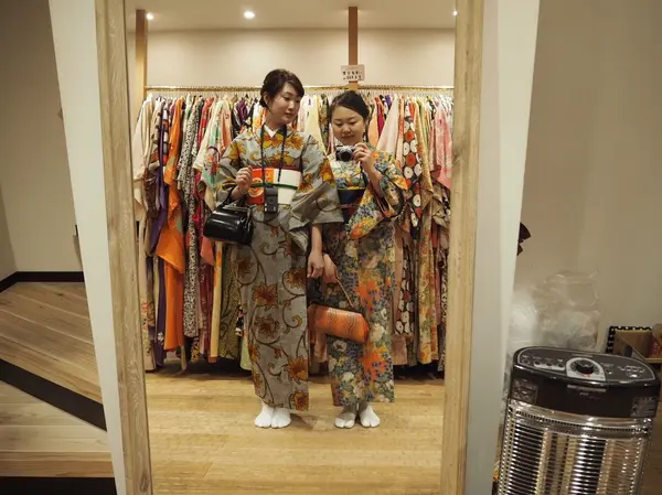 着物を選ぶ場所