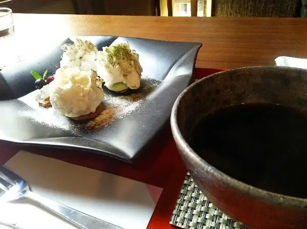 春まち焼きアイス～五山に降る雪～