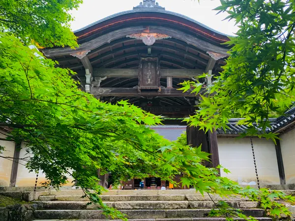 勅使門