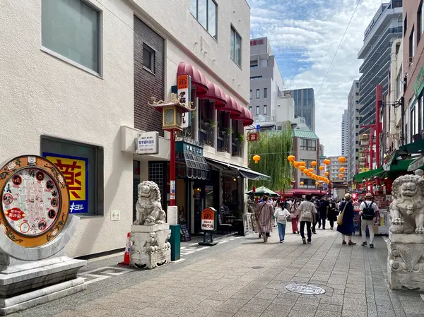 狛犬がお出迎え🐶🐶