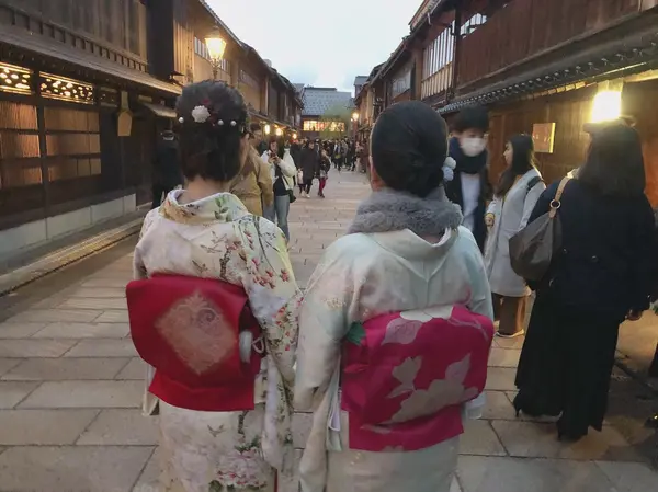 後ろ姿をパシャリ
